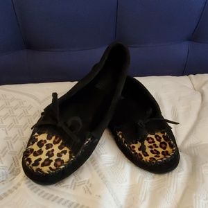 Minnetonka moccasin black suede/leopard